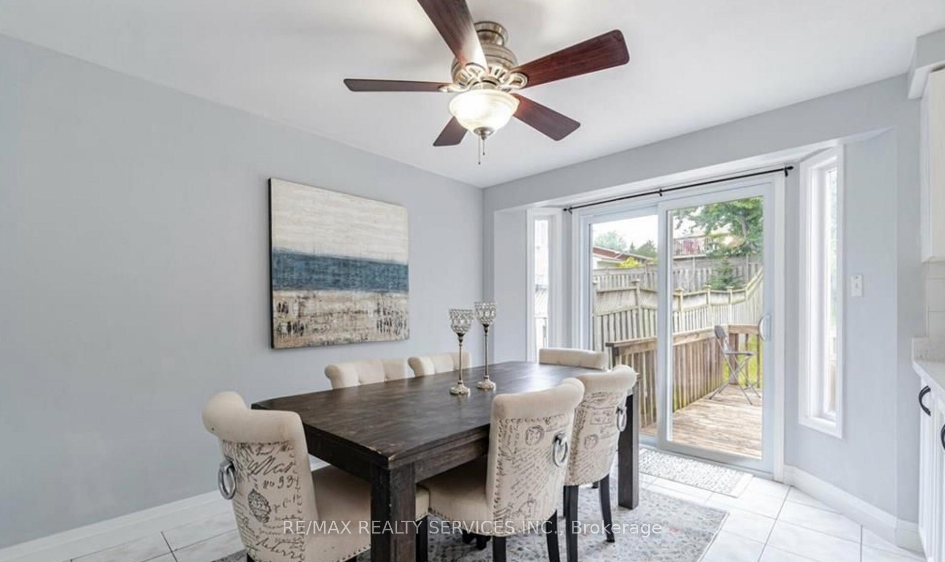 Photo 5 of 322 Benesfort Crescent, Kitchener, Victoria Hills — HOMEH