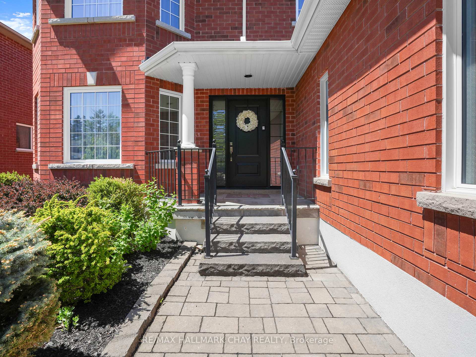 Photo 4 of 2292 Jack Crescent, Innisfil, Alcona — HOMEH