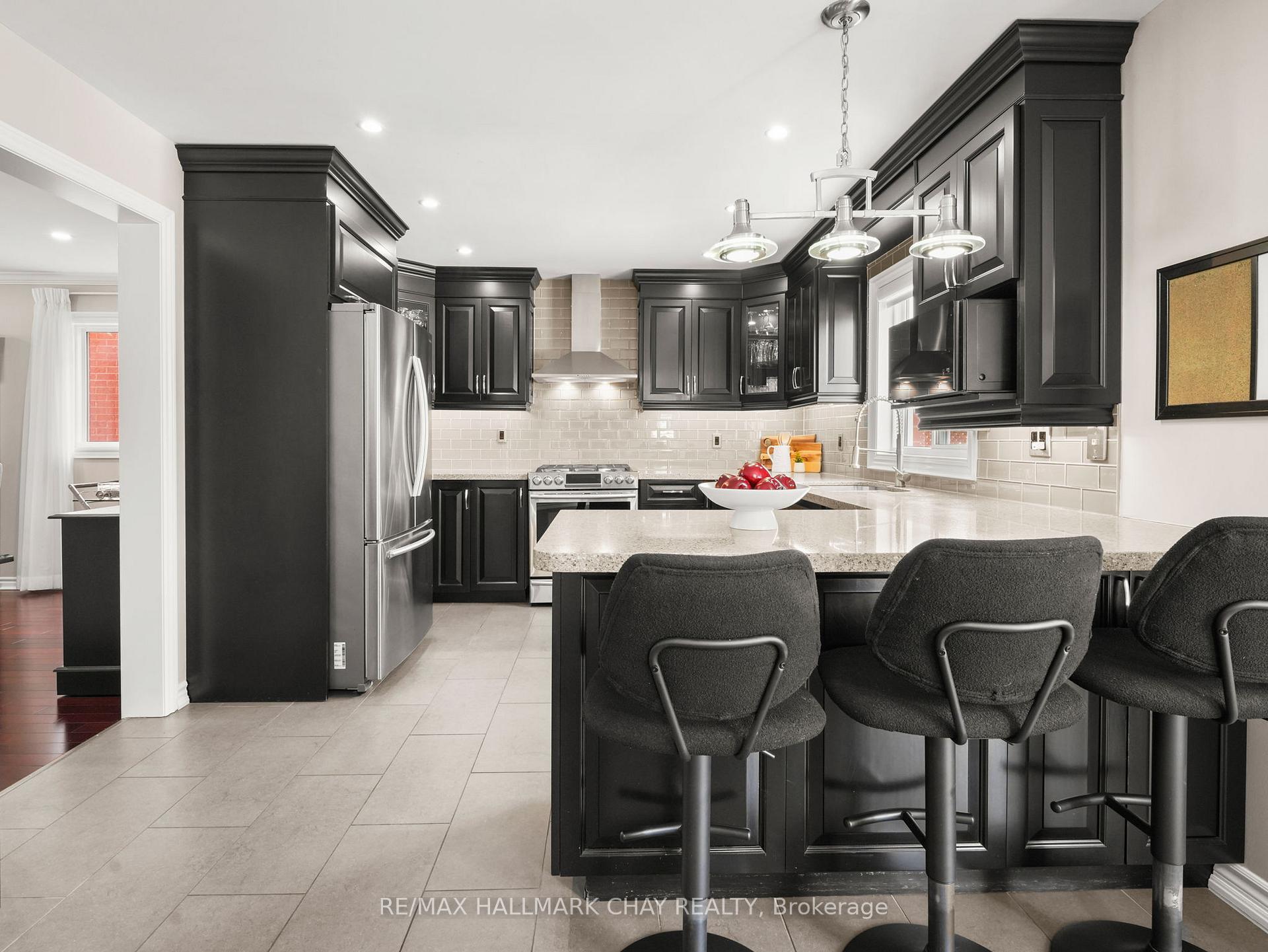 Photo 19 of 2292 Jack Crescent, Innisfil, Alcona — HOMEH