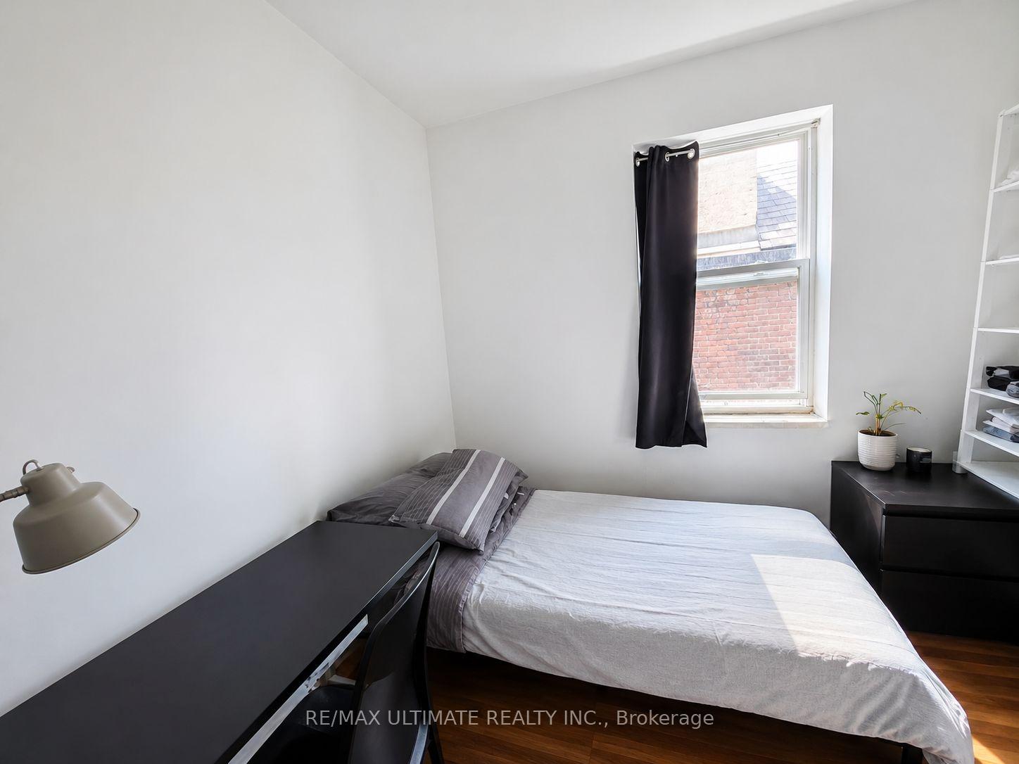 Photo 4 of Unit 6, 310 Brunswick Avenue, Toronto, The Annex — HOMEH