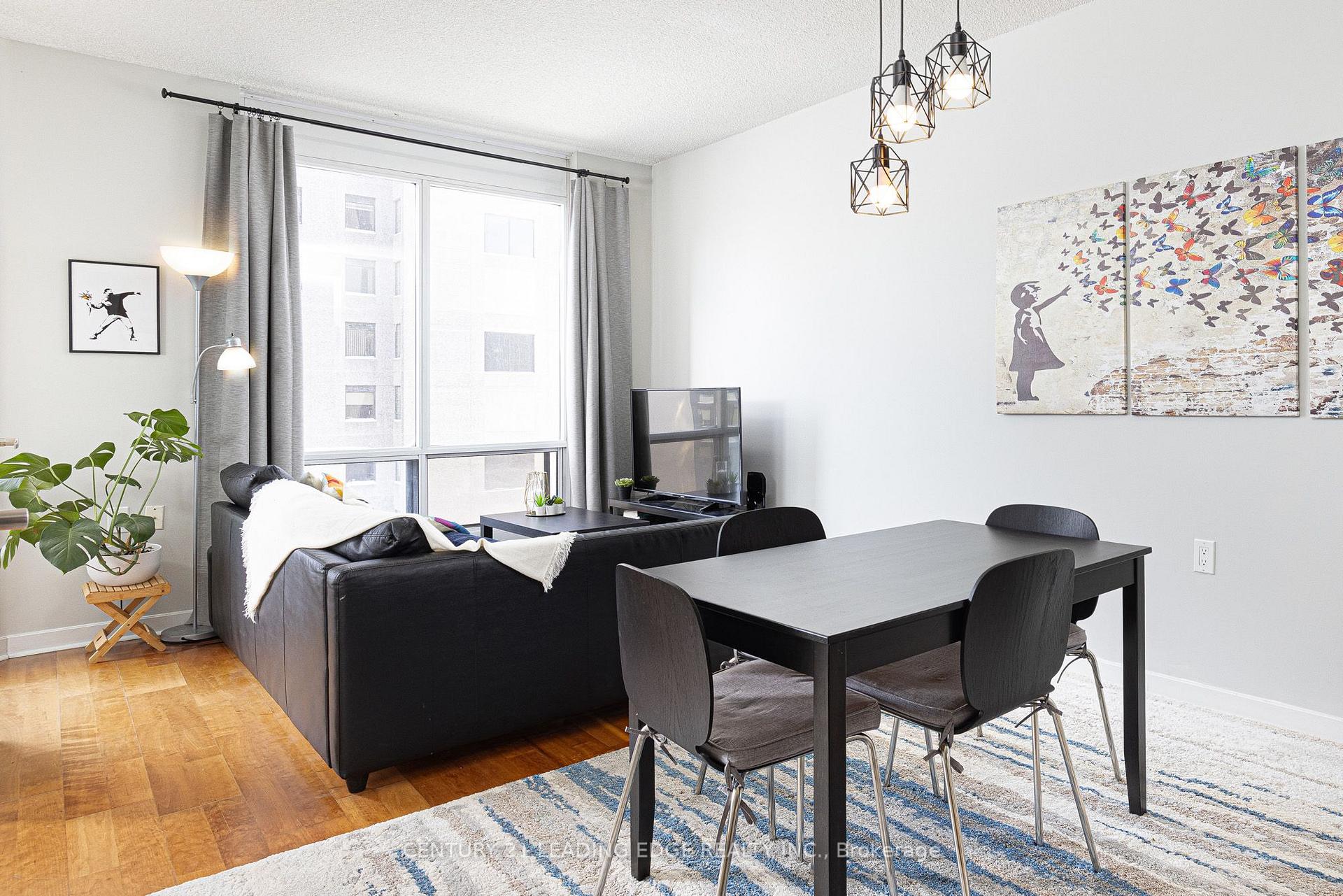 Photo 8 of Unit 1413, 85 Bloor Street E, Toronto, Church-Yonge Corridor — HOMEH