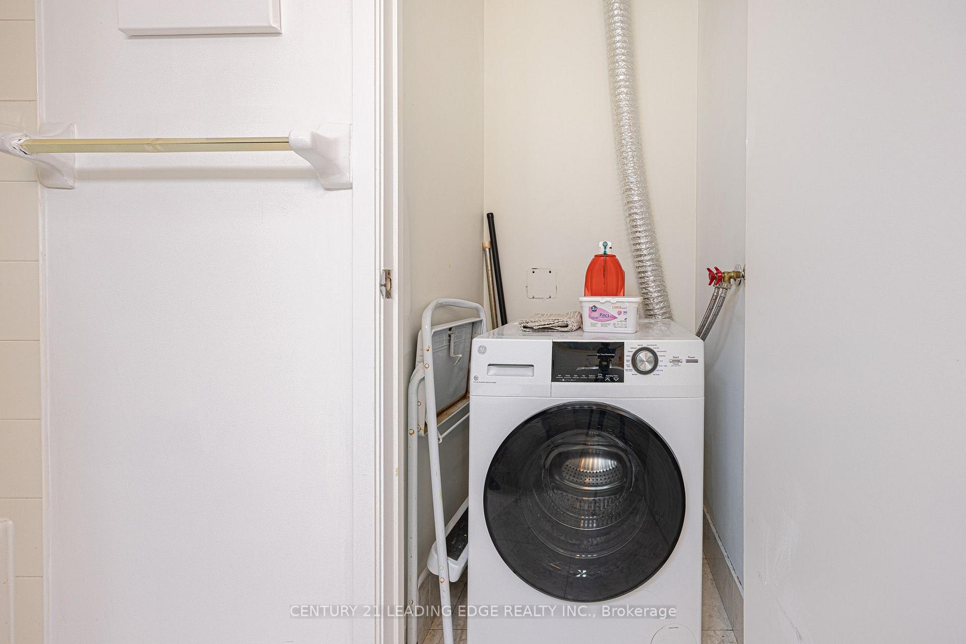 Photo 21 of Unit 1413, 85 Bloor Street E, Toronto, Church-Yonge Corridor — HOMEH