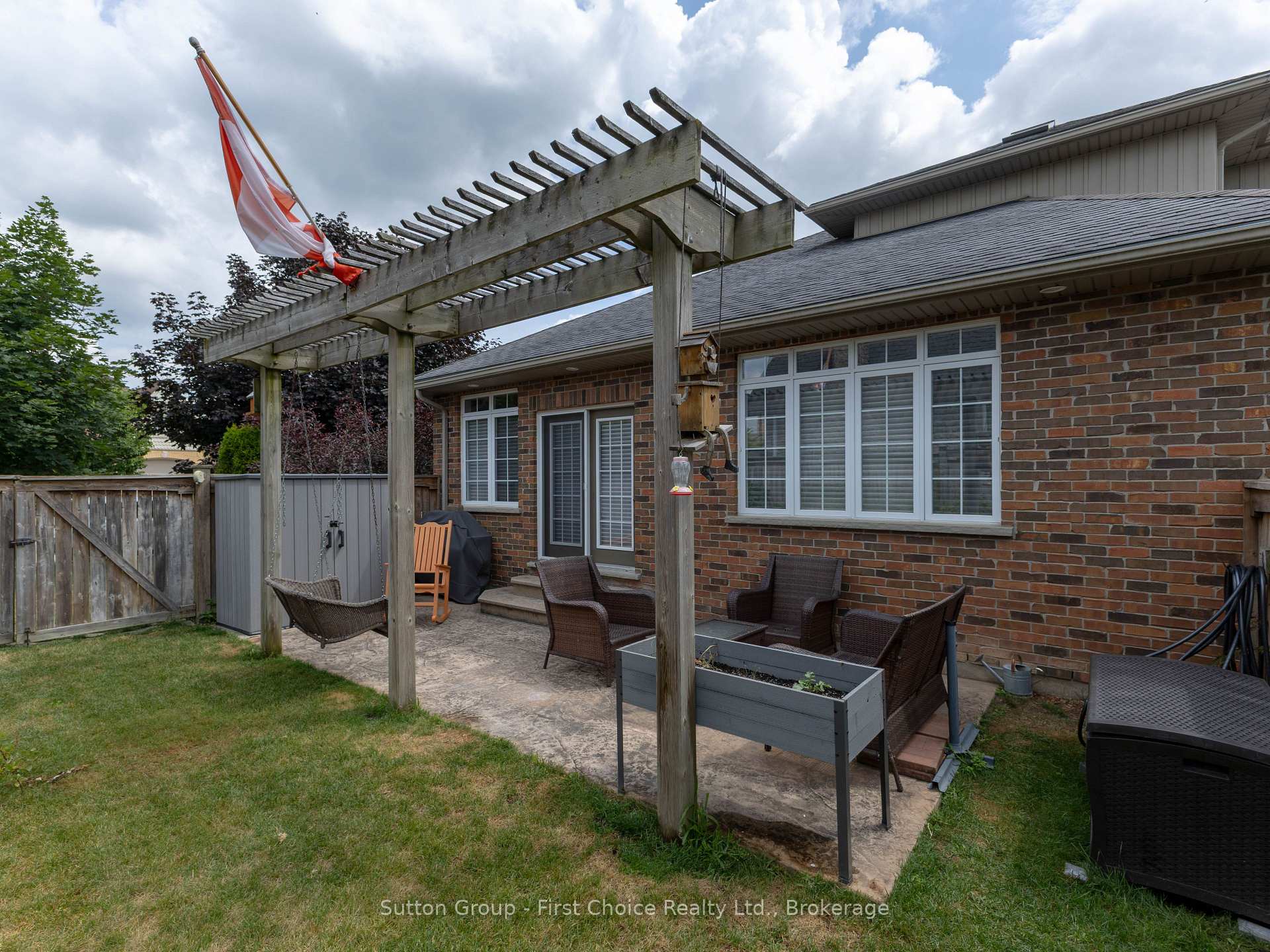 Photo 40 of 123 Long Drive, Stratford — HOMEH