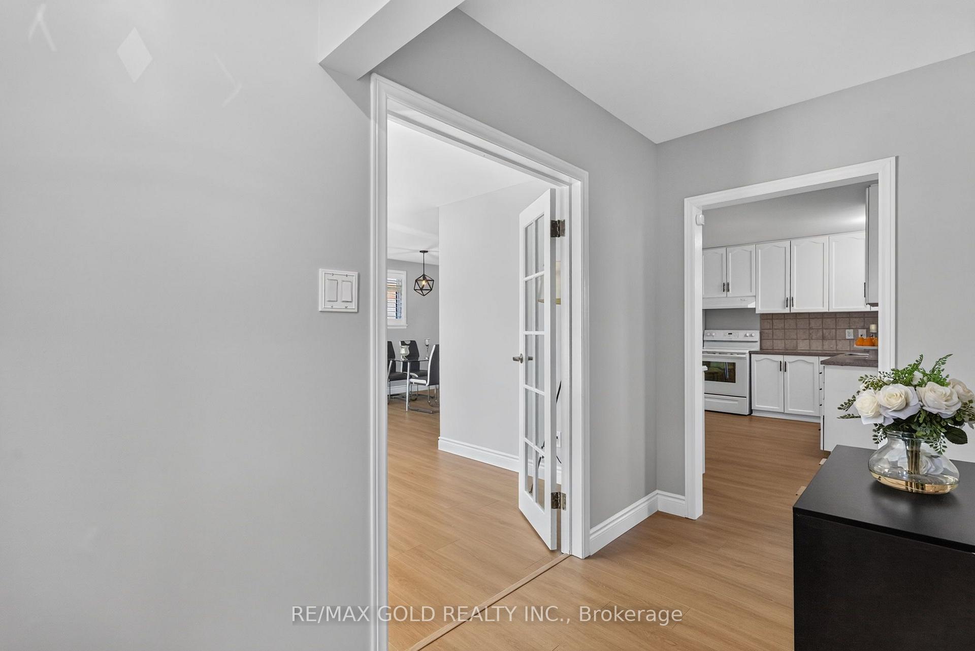 Photo 7 of 47 Belmont Drive, Brampton, Avondale — HOMEH