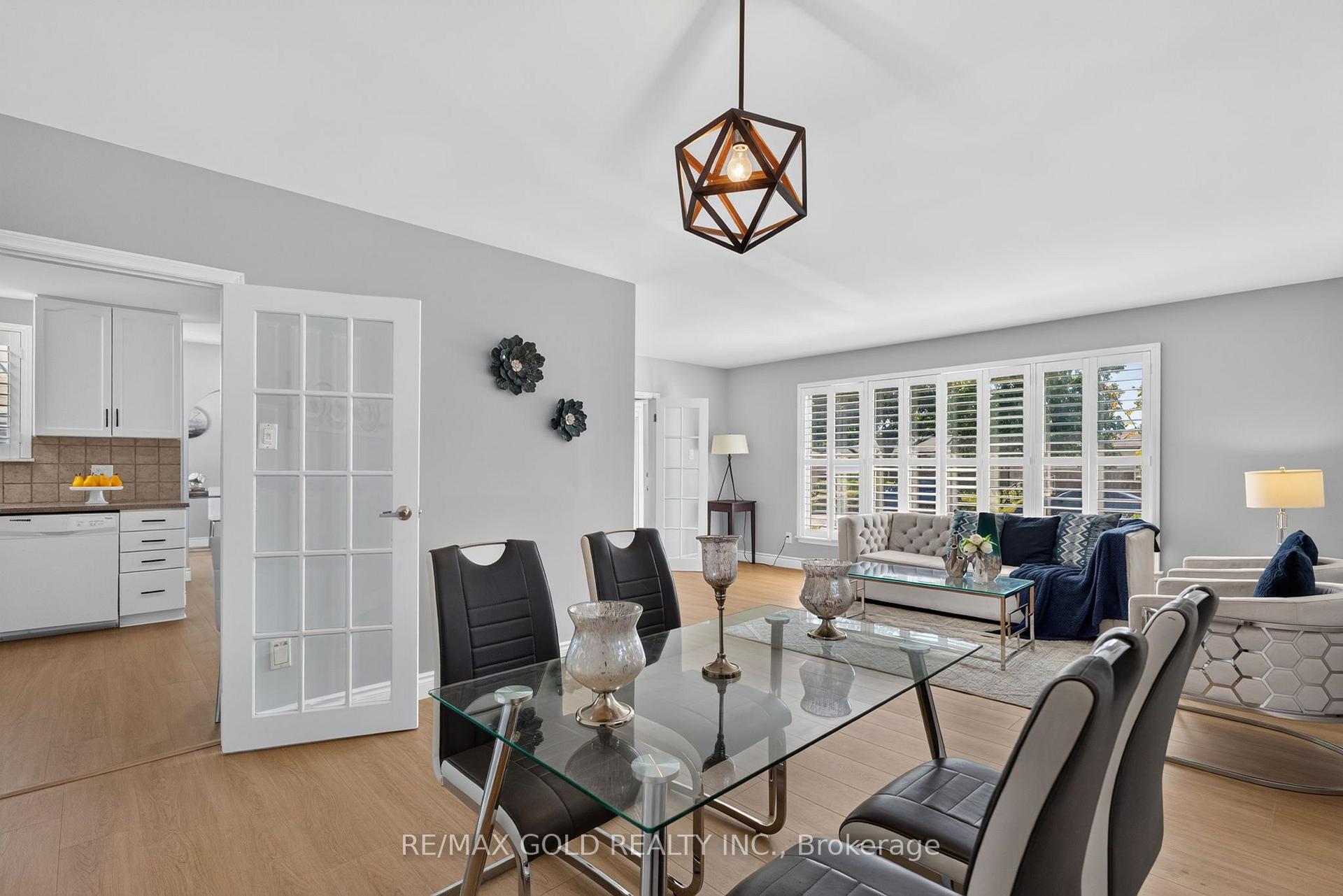 Photo 14 of 47 Belmont Drive, Brampton, Avondale — HOMEH