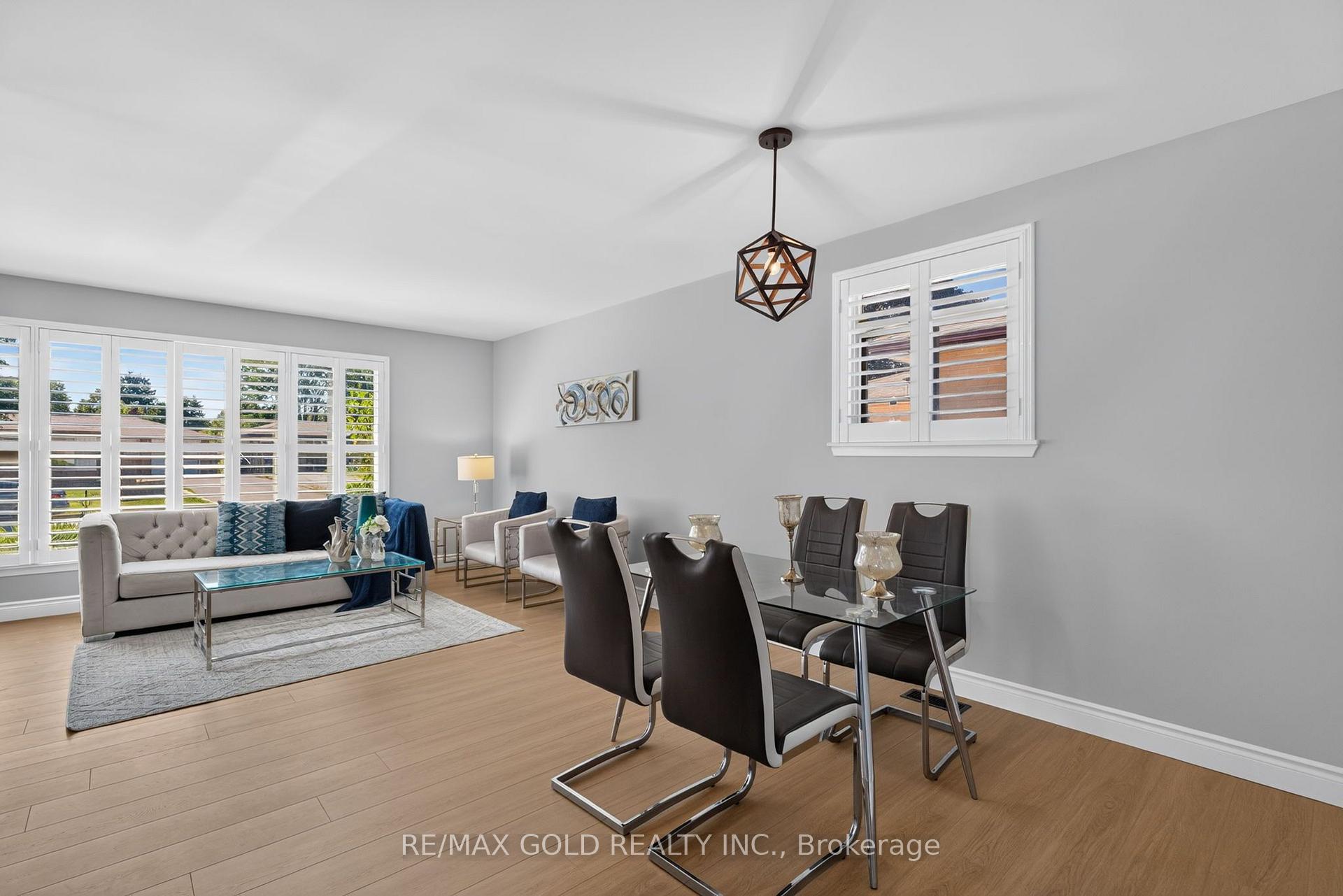 Photo 15 of 47 Belmont Drive, Brampton, Avondale — HOMEH