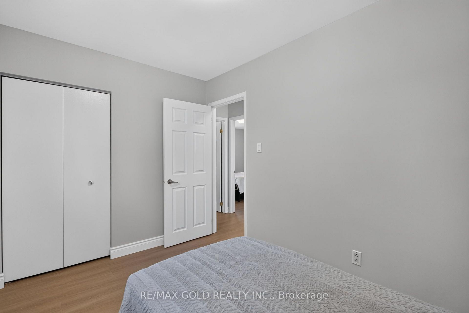 Photo 28 of 47 Belmont Drive, Brampton, Avondale — HOMEH