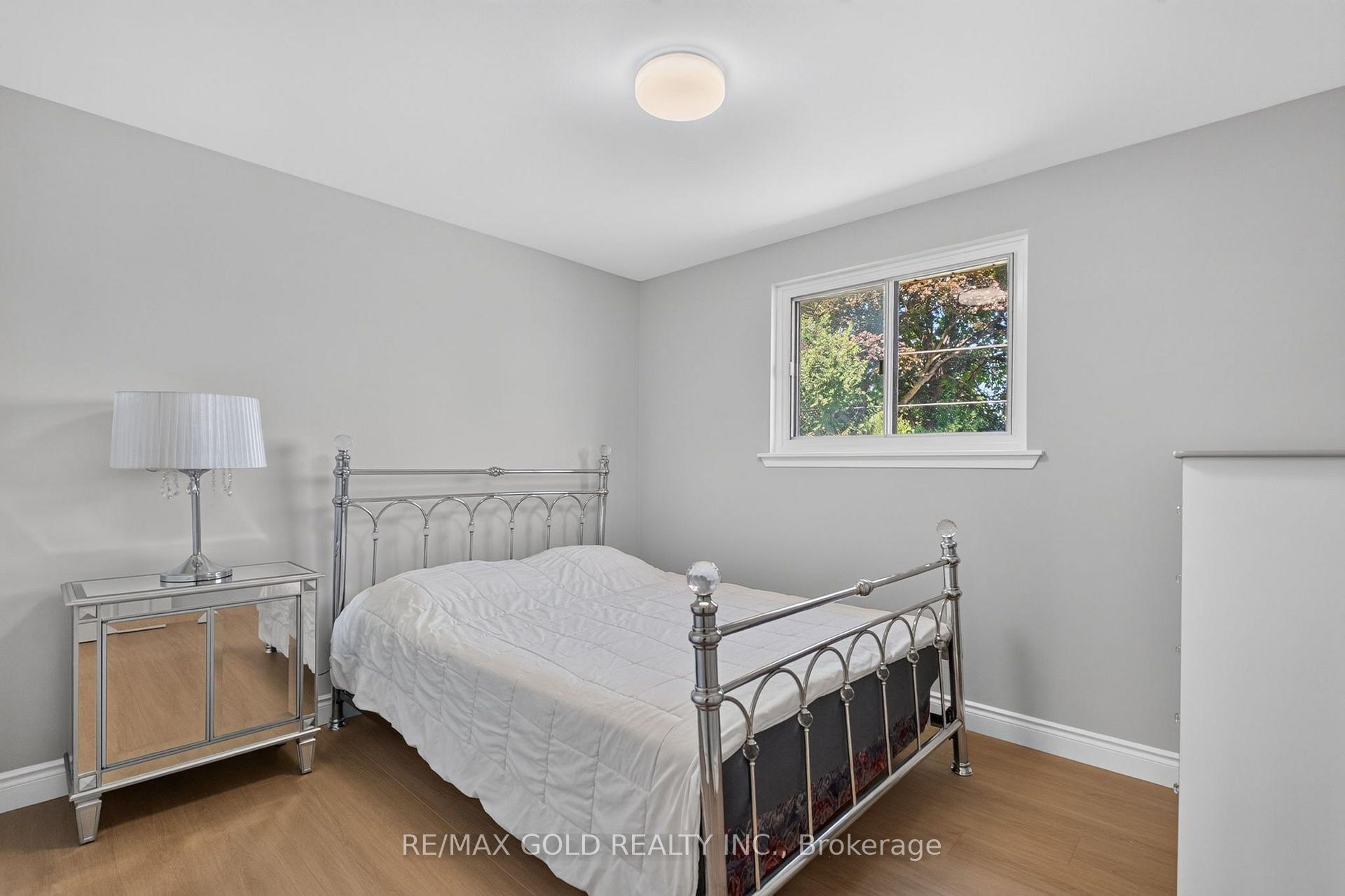 Photo 29 of 47 Belmont Drive, Brampton, Avondale — HOMEH