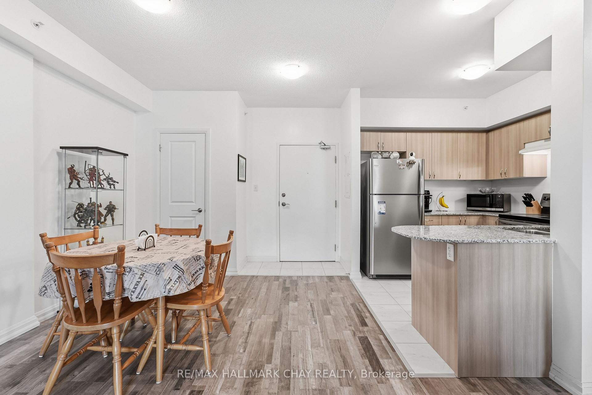 Photo 10 of Unit 409, 302 Essa Road, Barrie, Ardagh — HOMEH