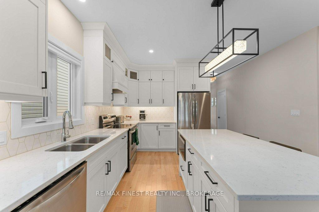 Photo 12 of 2772 Delmar Street, Kingston, City Northwest — HOMEH