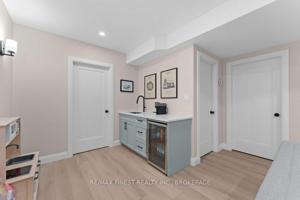 Photo 34 of 2772 Delmar Street, Kingston, City Northwest — HOMEH