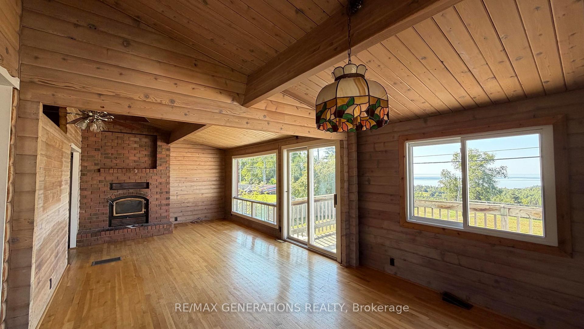 Photo 3 of 88 Lakeview Drive, Terrace Bay, TB-92 — HOMEH