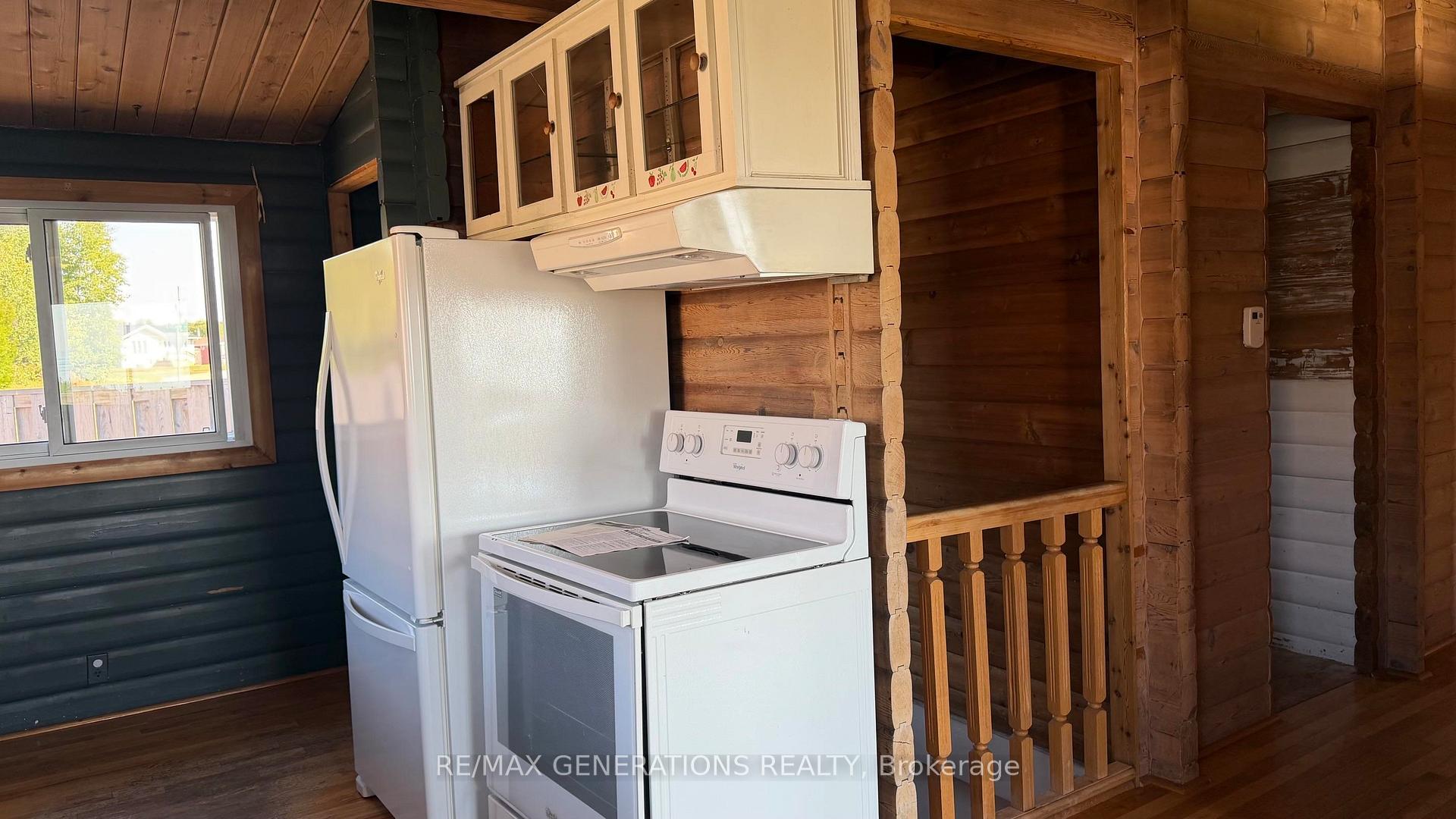 Photo 9 of 88 Lakeview Drive, Terrace Bay, TB-92 — HOMEH