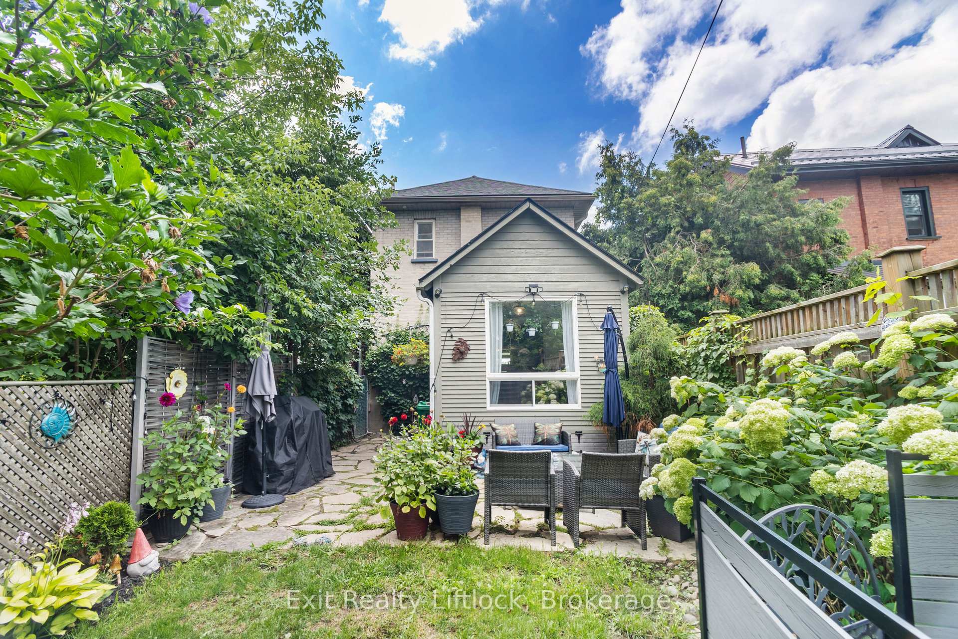 Photo 20 of 592 Sherbrooke Street, Peterborough, Town Ward 3 — HOMEH