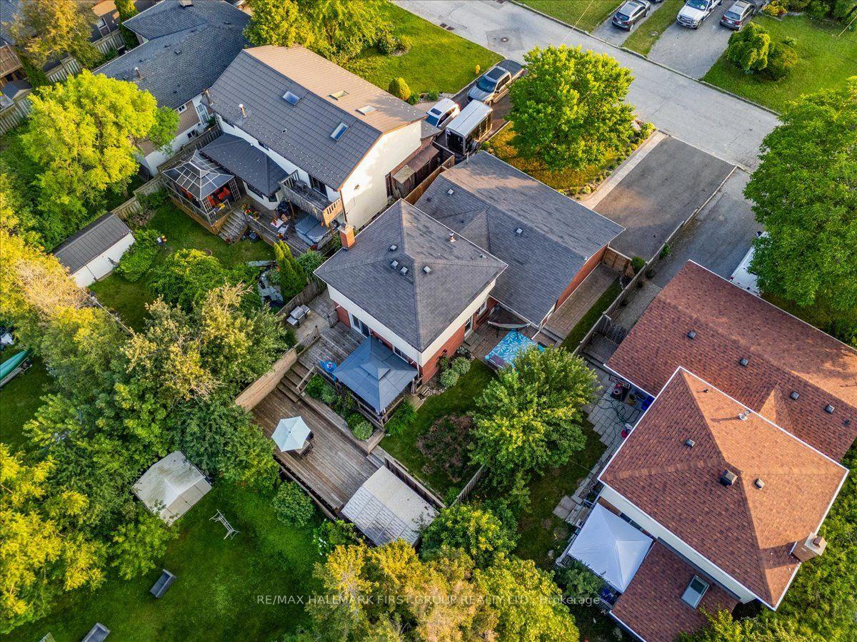 Photo 49 of 721 Leaside Street, Pickering, West Shore — HOMEH