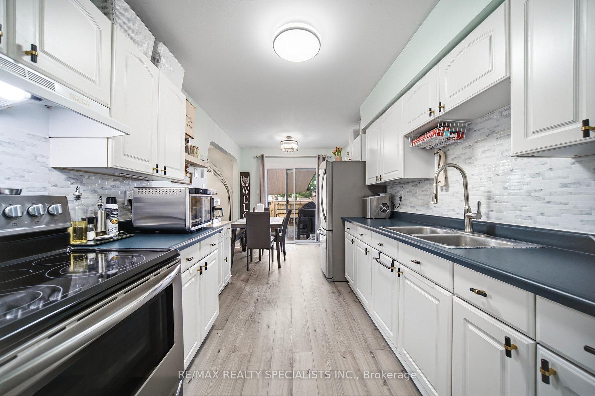 Photo 8 of Unit I, 766 Walter Street, Cambridge, Lang's Farm — HOMEH
