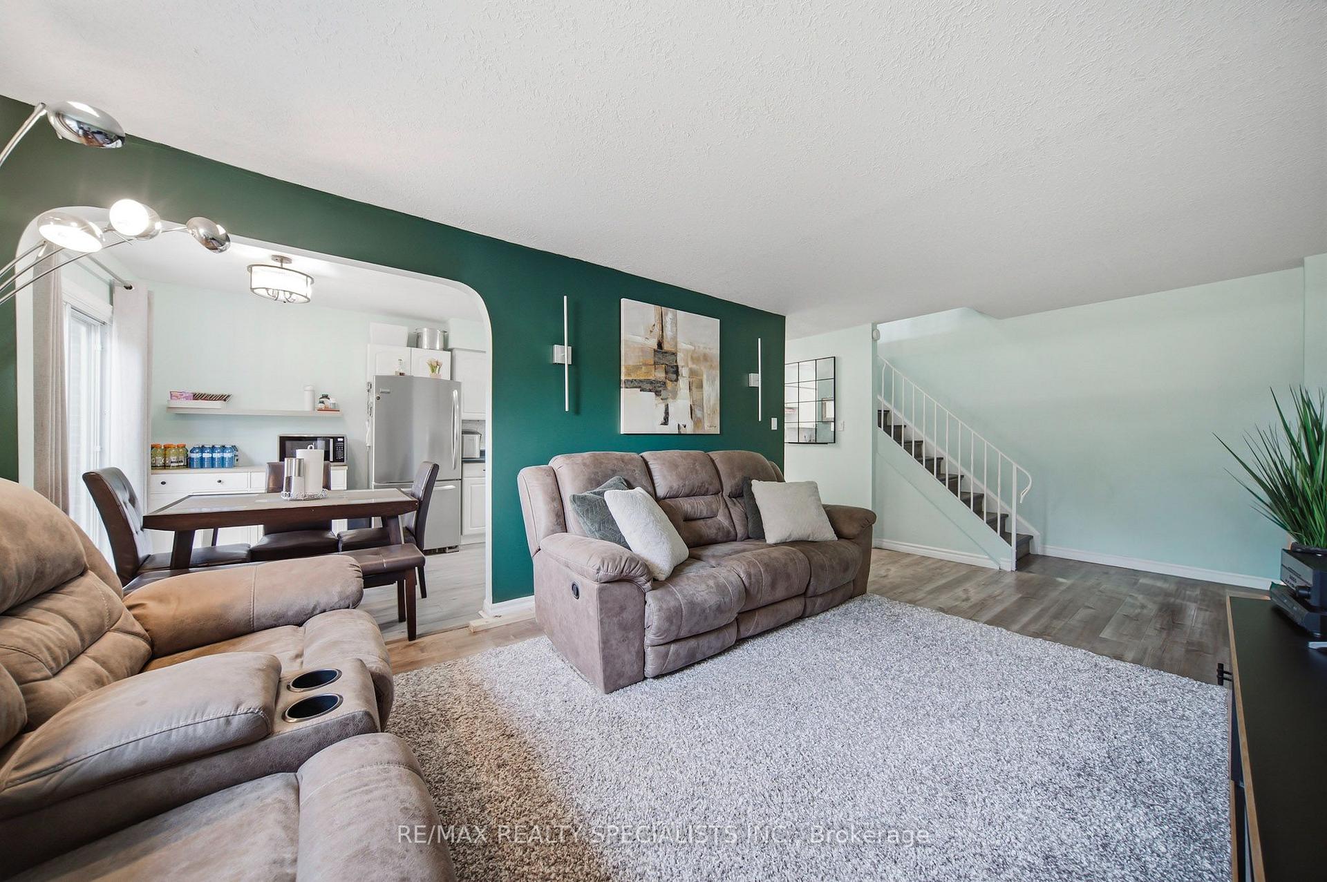 Photo 21 of Unit I, 766 Walter Street, Cambridge, Lang's Farm — HOMEH
