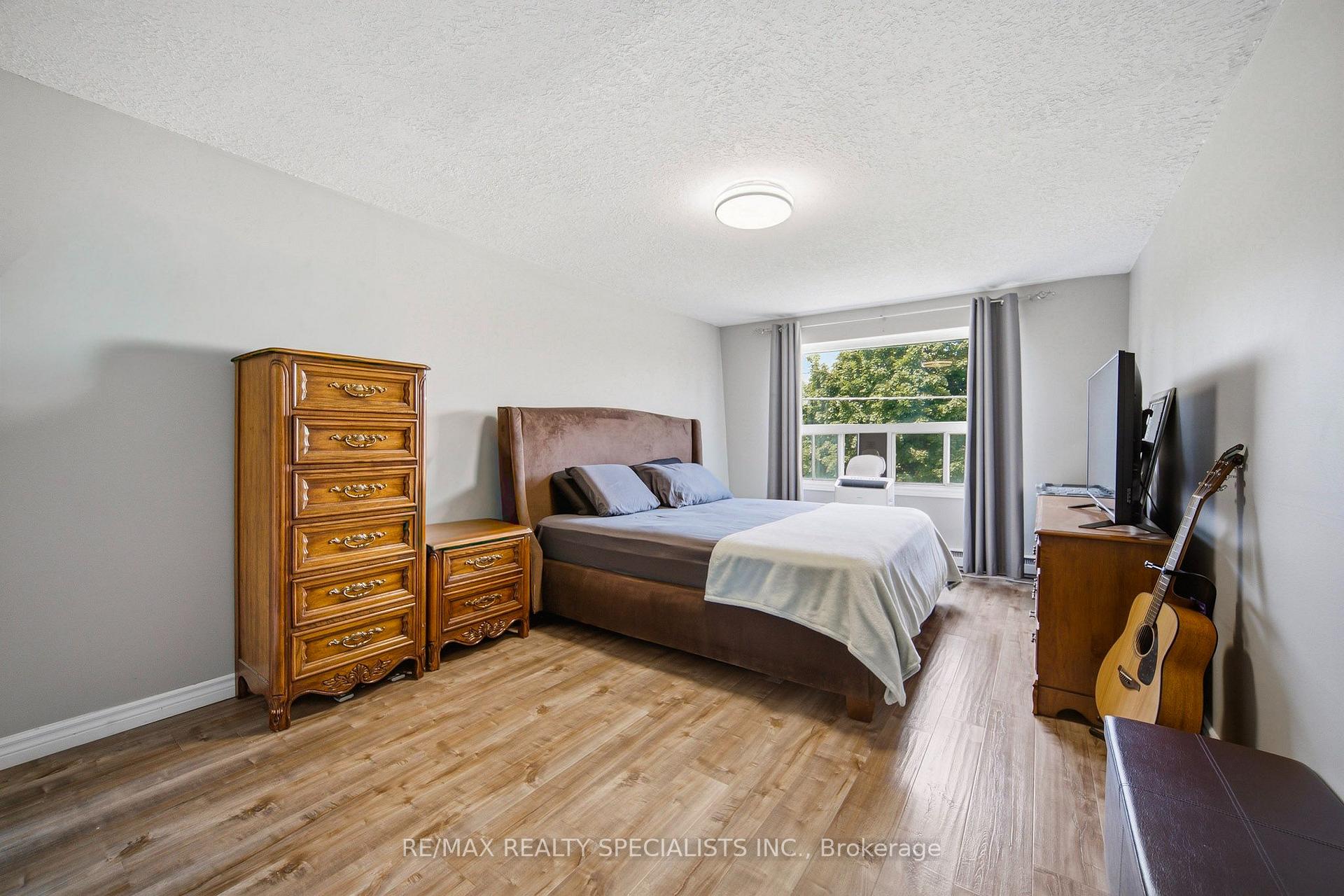 Photo 30 of Unit I, 766 Walter Street, Cambridge, Lang's Farm — HOMEH