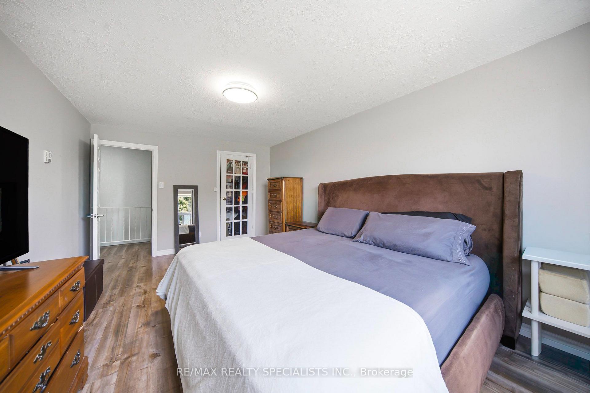 Photo 32 of Unit I, 766 Walter Street, Cambridge, Lang's Farm — HOMEH
