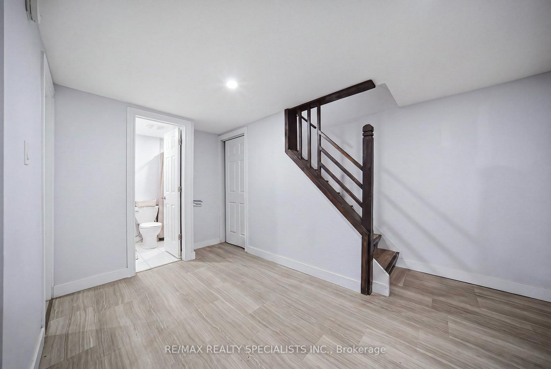 Photo 37 of Unit I, 766 Walter Street, Cambridge, Lang's Farm — HOMEH