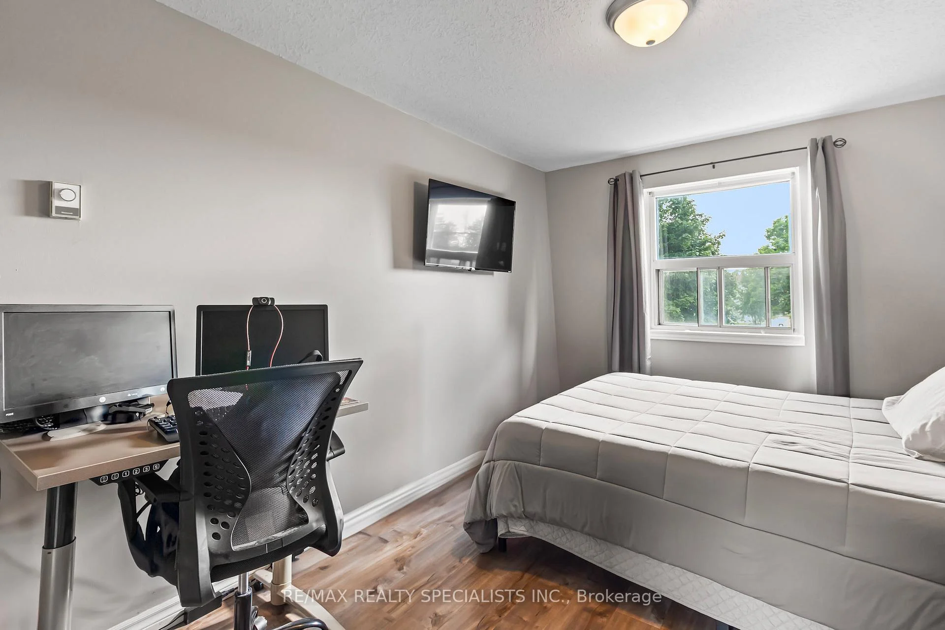 Photo 36 of Unit I, 766 Walter Street, Cambridge, Lang's Farm — HOMEH