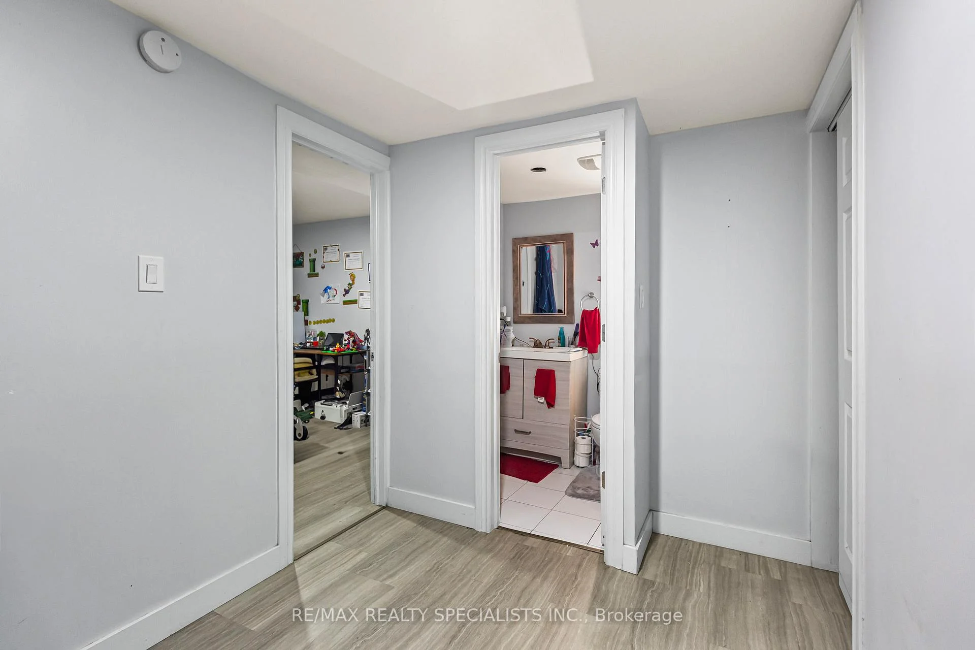 Photo 50 of Unit I, 766 Walter Street, Cambridge, Lang's Farm — HOMEH