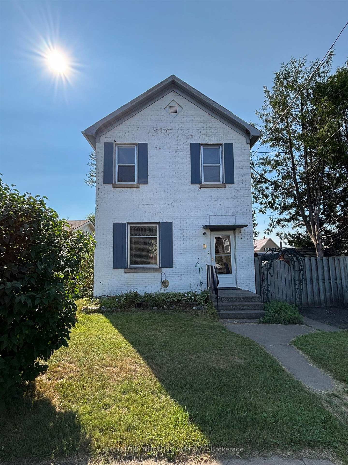 Front of 9 Ruttan St.
