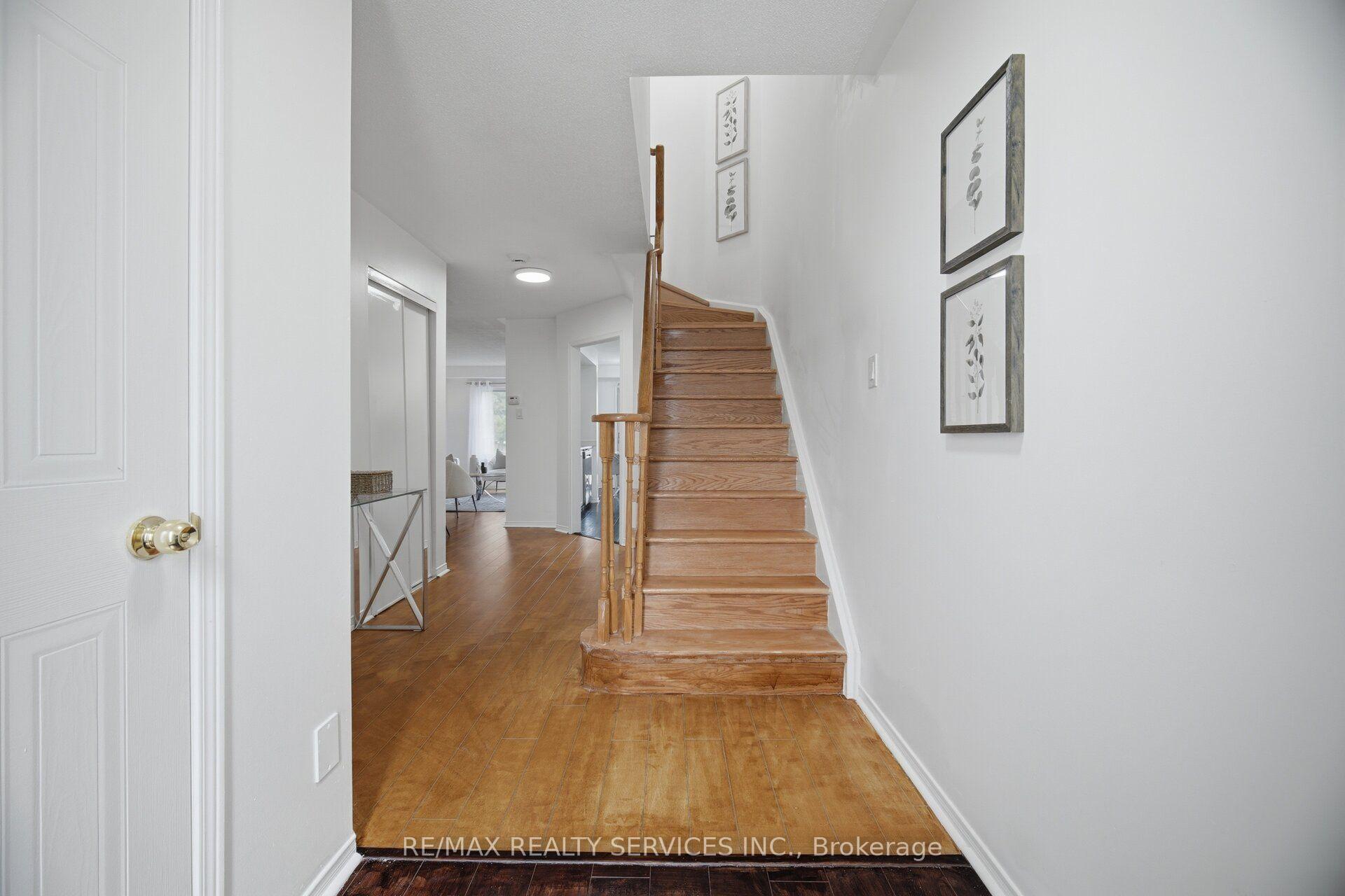 Photo 3 of Unit 75, 1484 Torrington Drive, Mississauga, East Credit — HOMEH