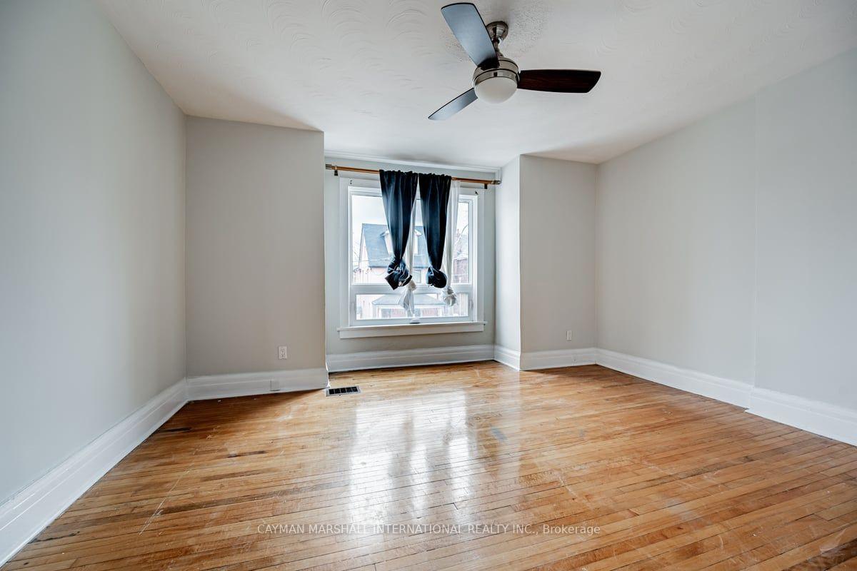 Photo 23 of 47 Burnfield Avenue, Toronto, Dovercourt-Wallace Emerson-Junction — HOMEH