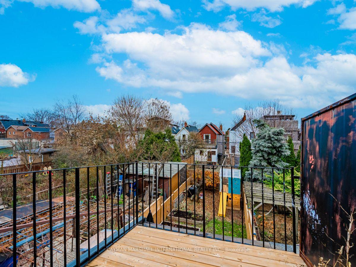 Photo 26 of 47 Burnfield Avenue, Toronto, Dovercourt-Wallace Emerson-Junction — HOMEH