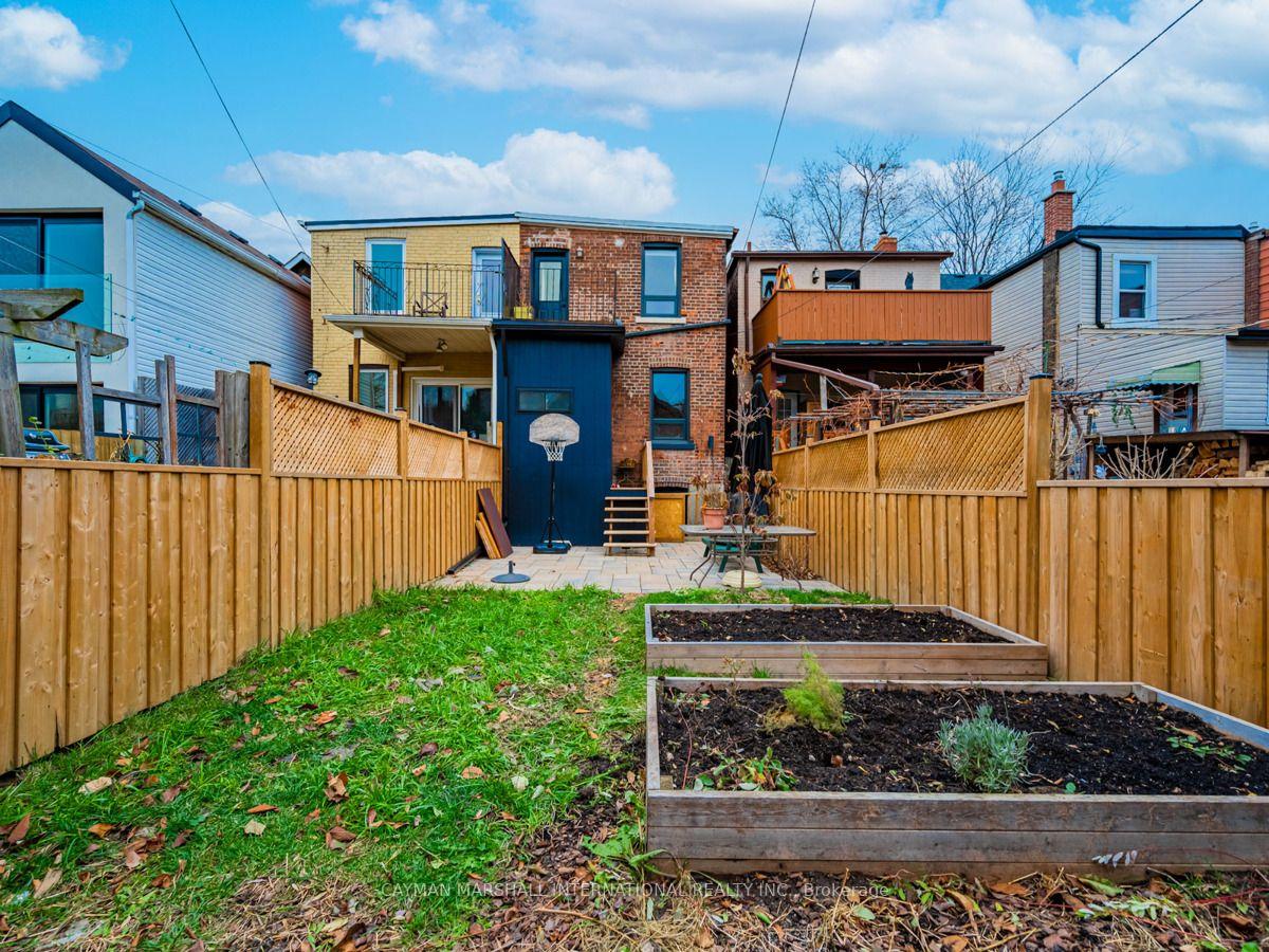 Photo 30 of 47 Burnfield Avenue, Toronto, Dovercourt-Wallace Emerson-Junction — HOMEH