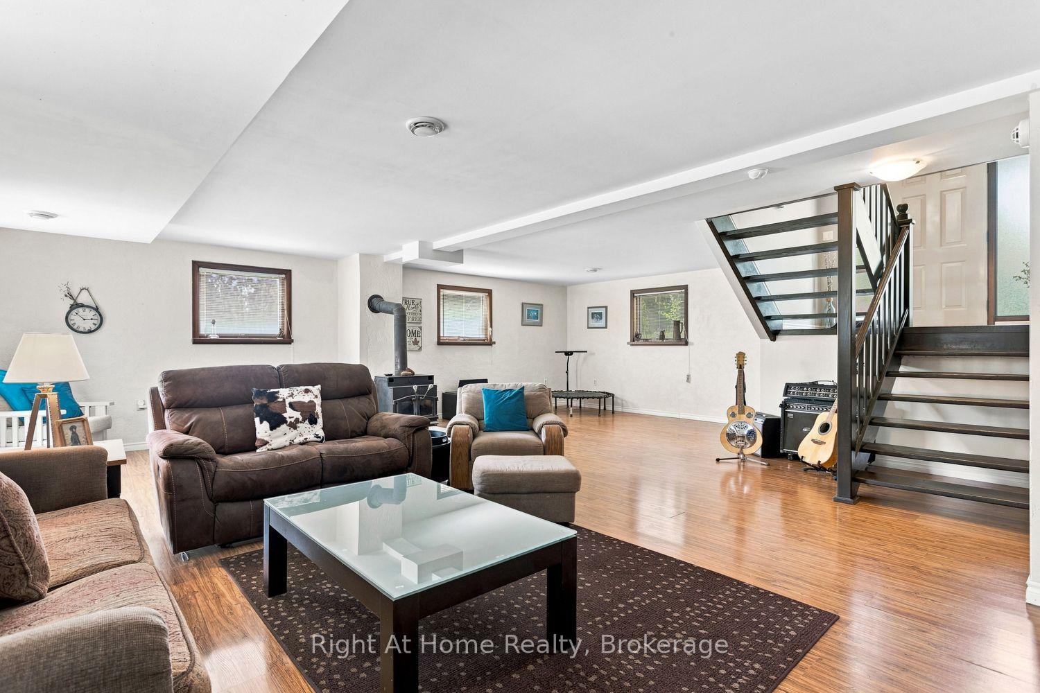 Photo 33 of 34 Birch Point Road, Kawartha Lakes, Verulam — HOMEH