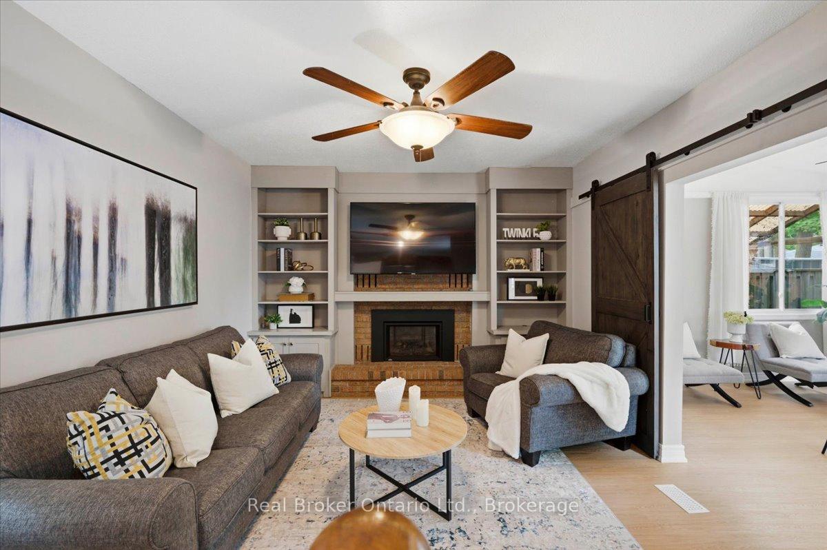 Photo 13 of 255 West Acres Drive, Guelph, Willow West/Sugarbush/West Acres — HOMEH