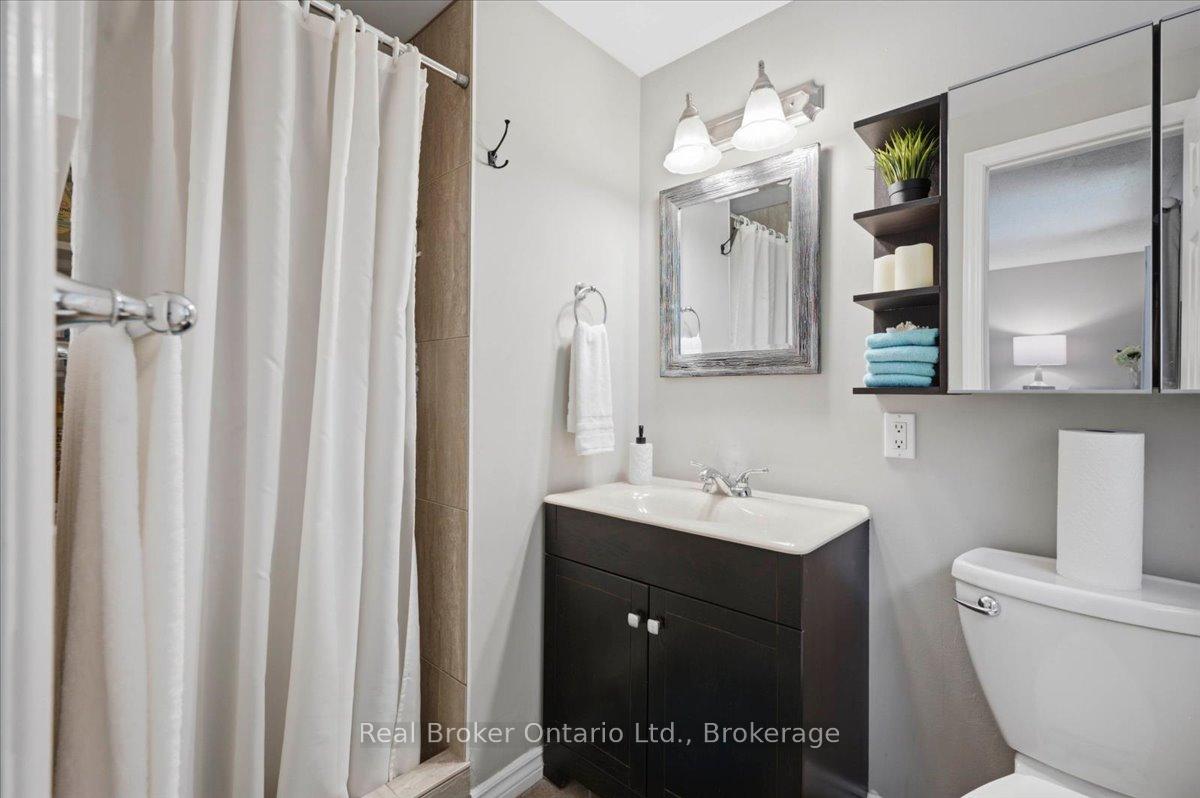 Photo 27 of 255 West Acres Drive, Guelph, Willow West/Sugarbush/West Acres — HOMEH