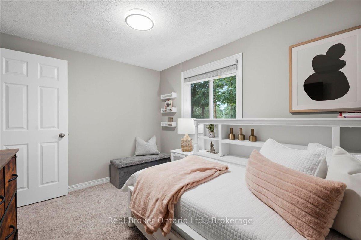 Photo 31 of 255 West Acres Drive, Guelph, Willow West/Sugarbush/West Acres — HOMEH
