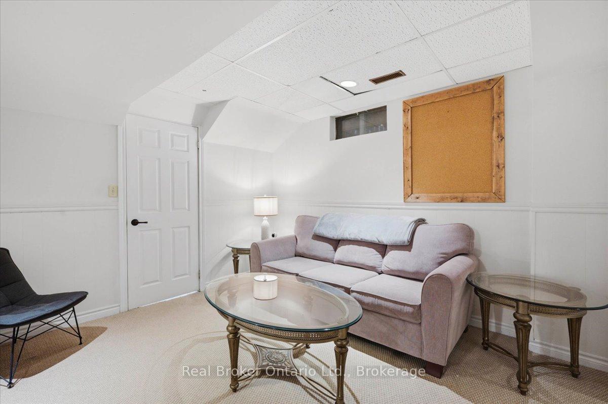 Photo 34 of 255 West Acres Drive, Guelph, Willow West/Sugarbush/West Acres — HOMEH