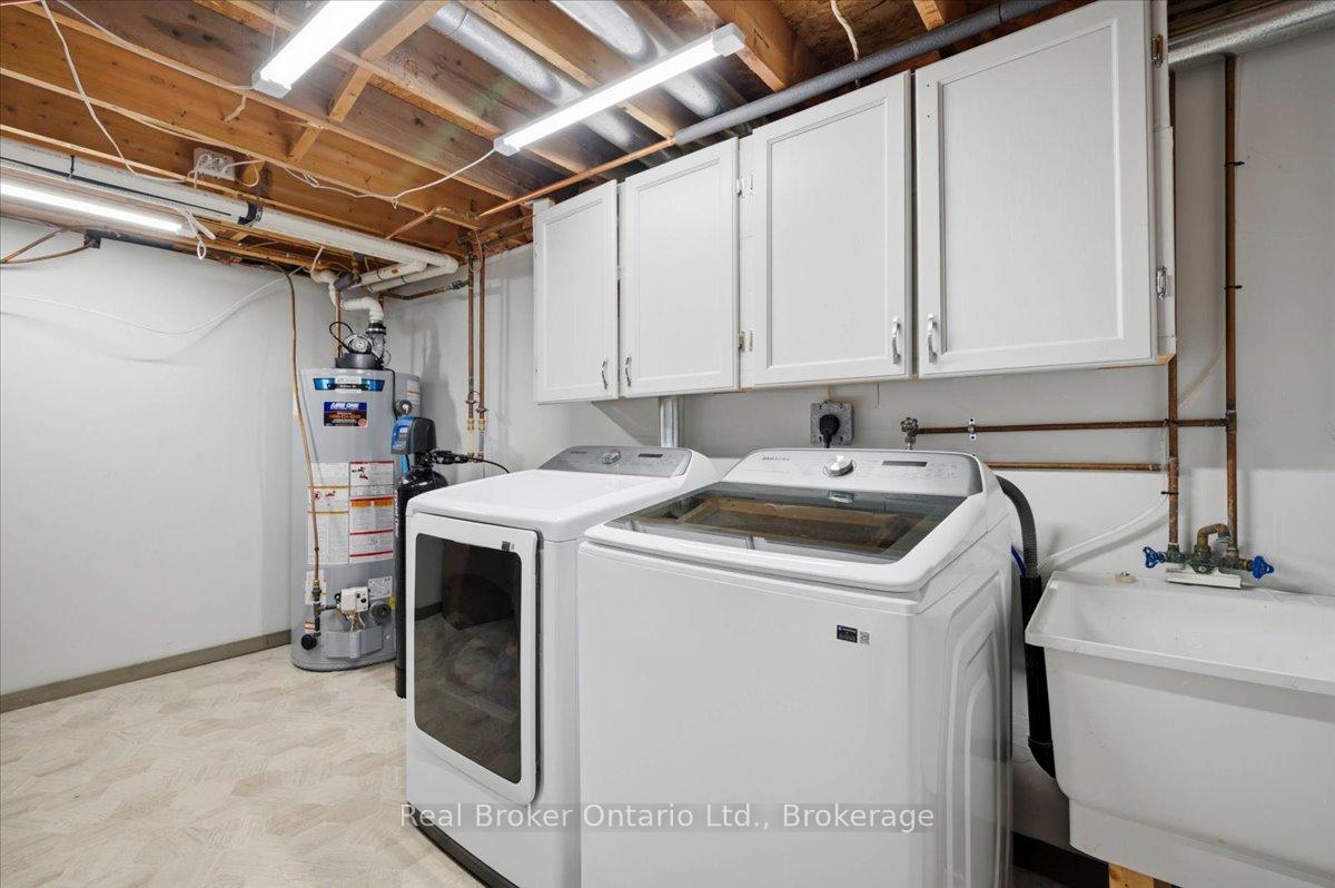 Photo 41 of 255 West Acres Drive, Guelph, Willow West/Sugarbush/West Acres — HOMEH