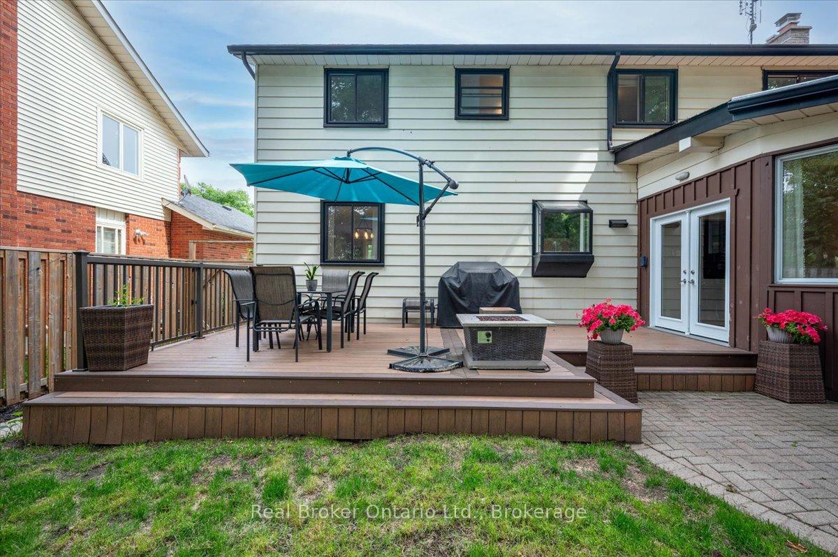 Photo 42 of 255 West Acres Drive, Guelph, Willow West/Sugarbush/West Acres — HOMEH