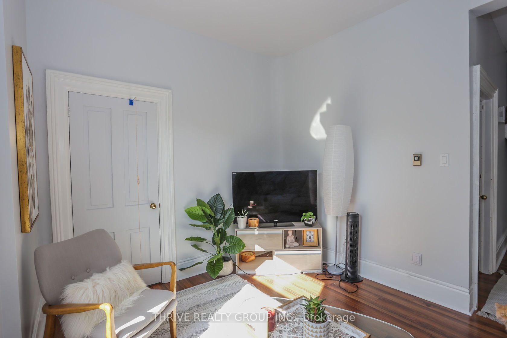Photo 8 of Unit A, 526 Waterloo Street, London, East F — HOMEH