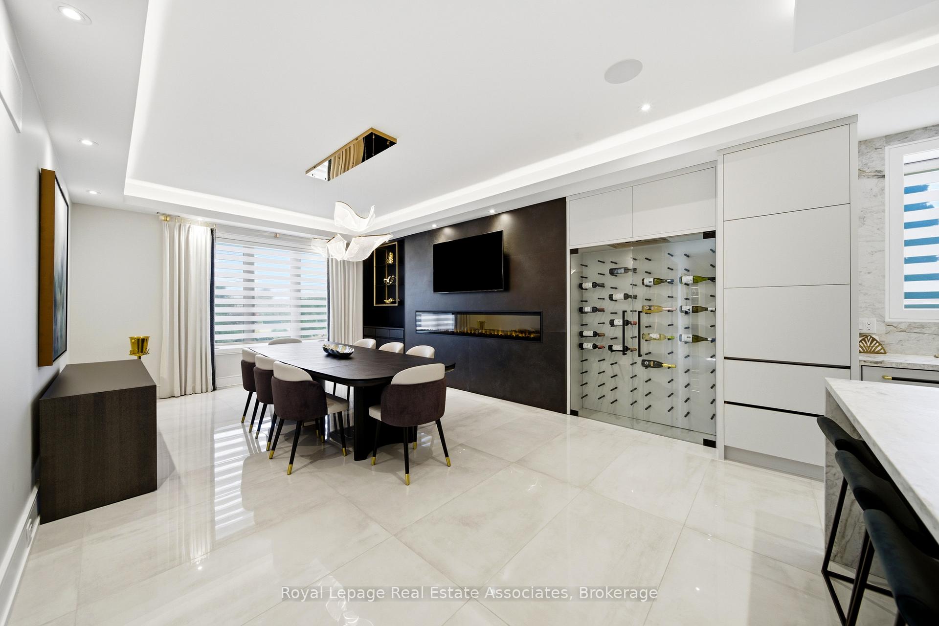 Photo 8 of 14 Joyce Parkway, North York, Yorkdale-Glen Park — HOMEH