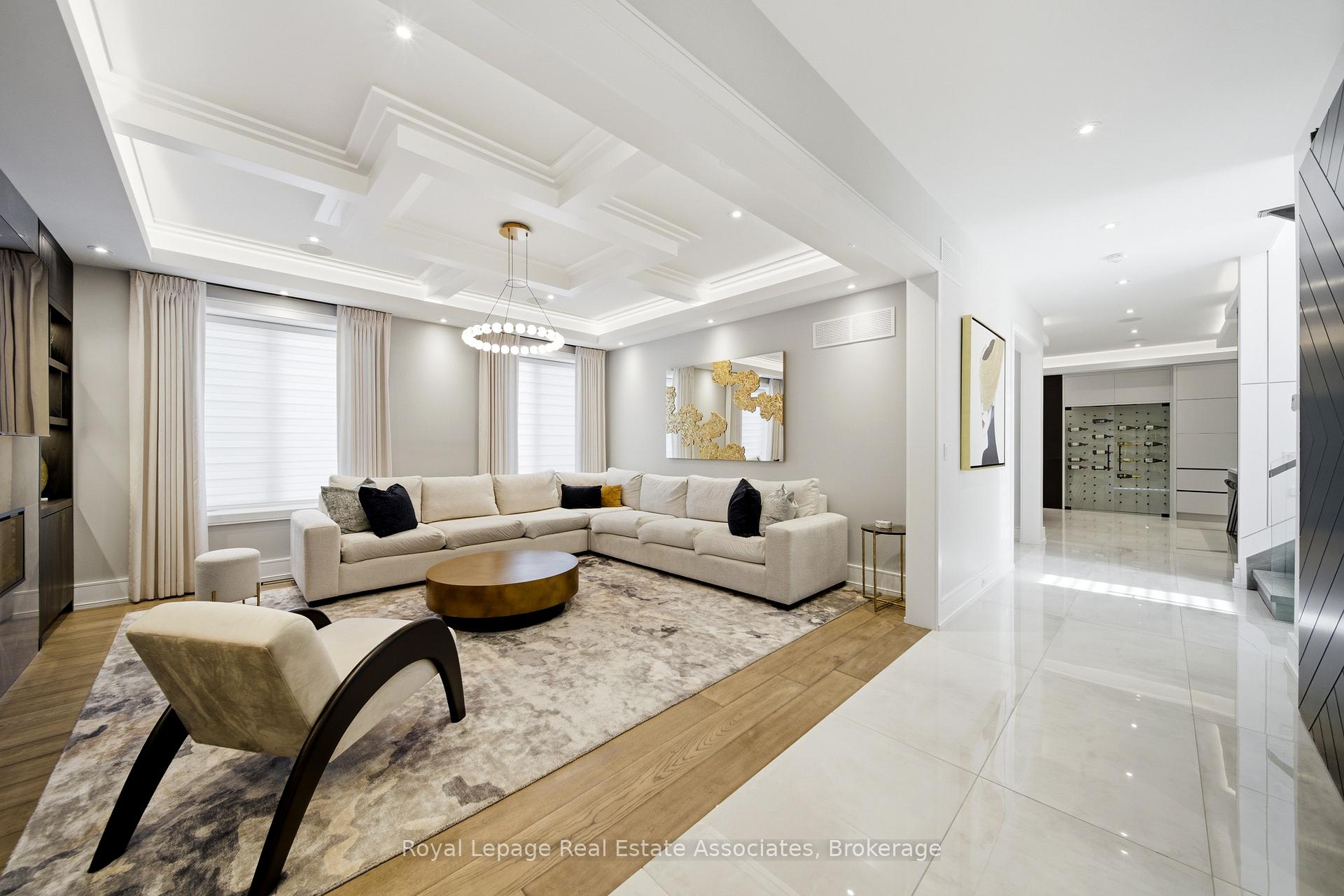 Photo 19 of 14 Joyce Parkway, North York, Yorkdale-Glen Park — HOMEH