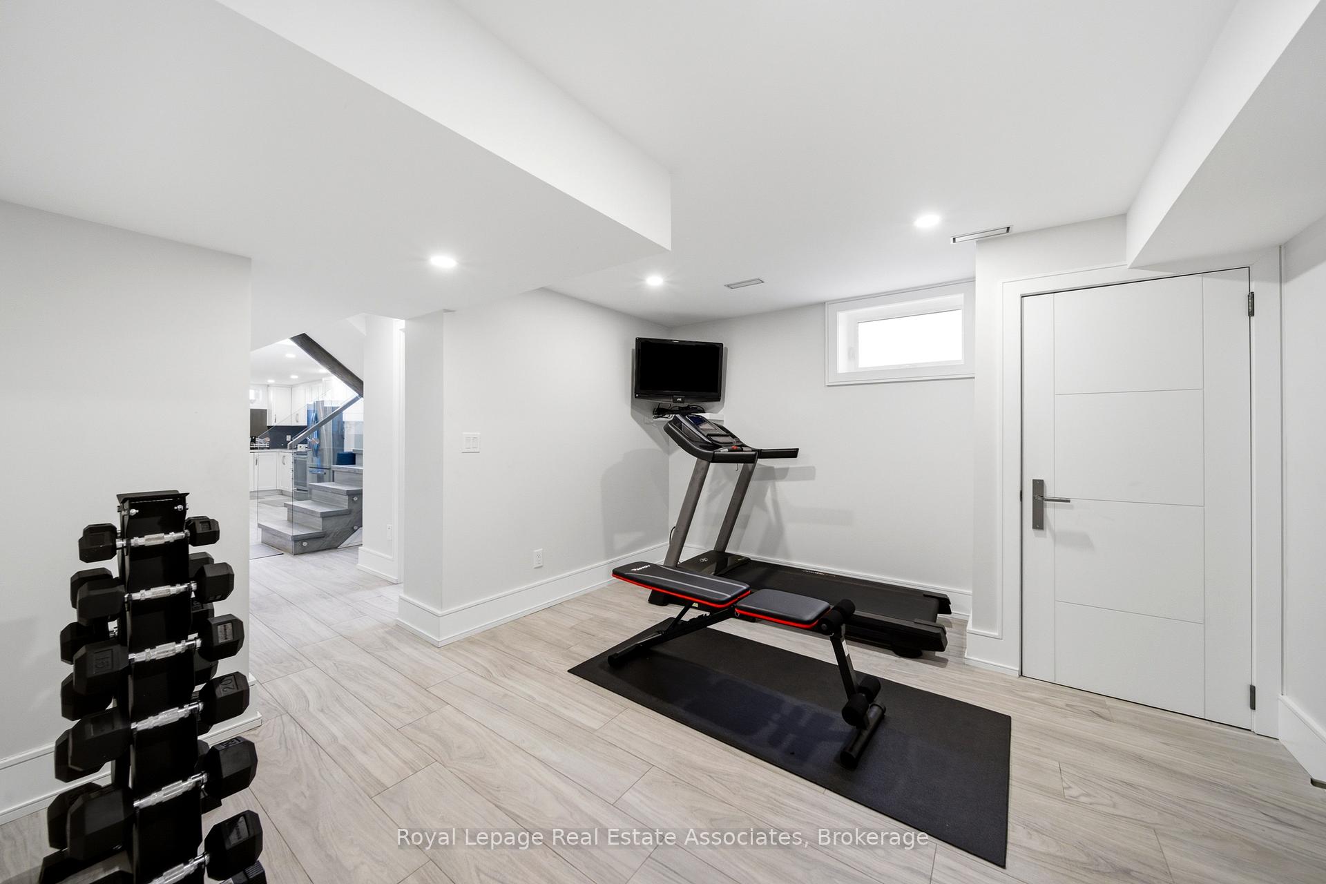 Photo 40 of 14 Joyce Parkway, North York, Yorkdale-Glen Park — HOMEH