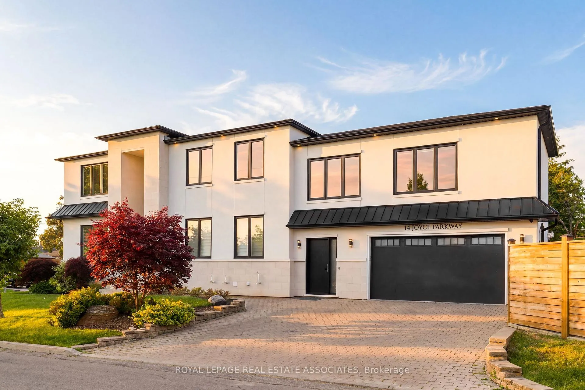 Photo 1 of 14 Joyce Parkway, North York, Yorkdale-Glen Park — HOMEH