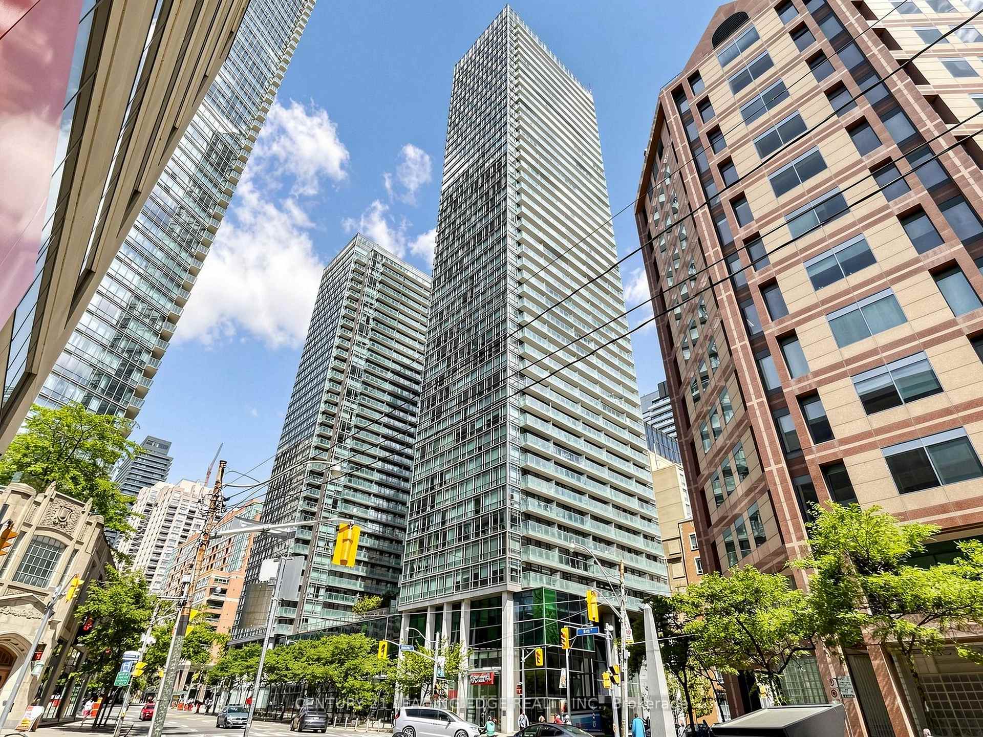 Front of Unit 4005, 38 Grenville Street