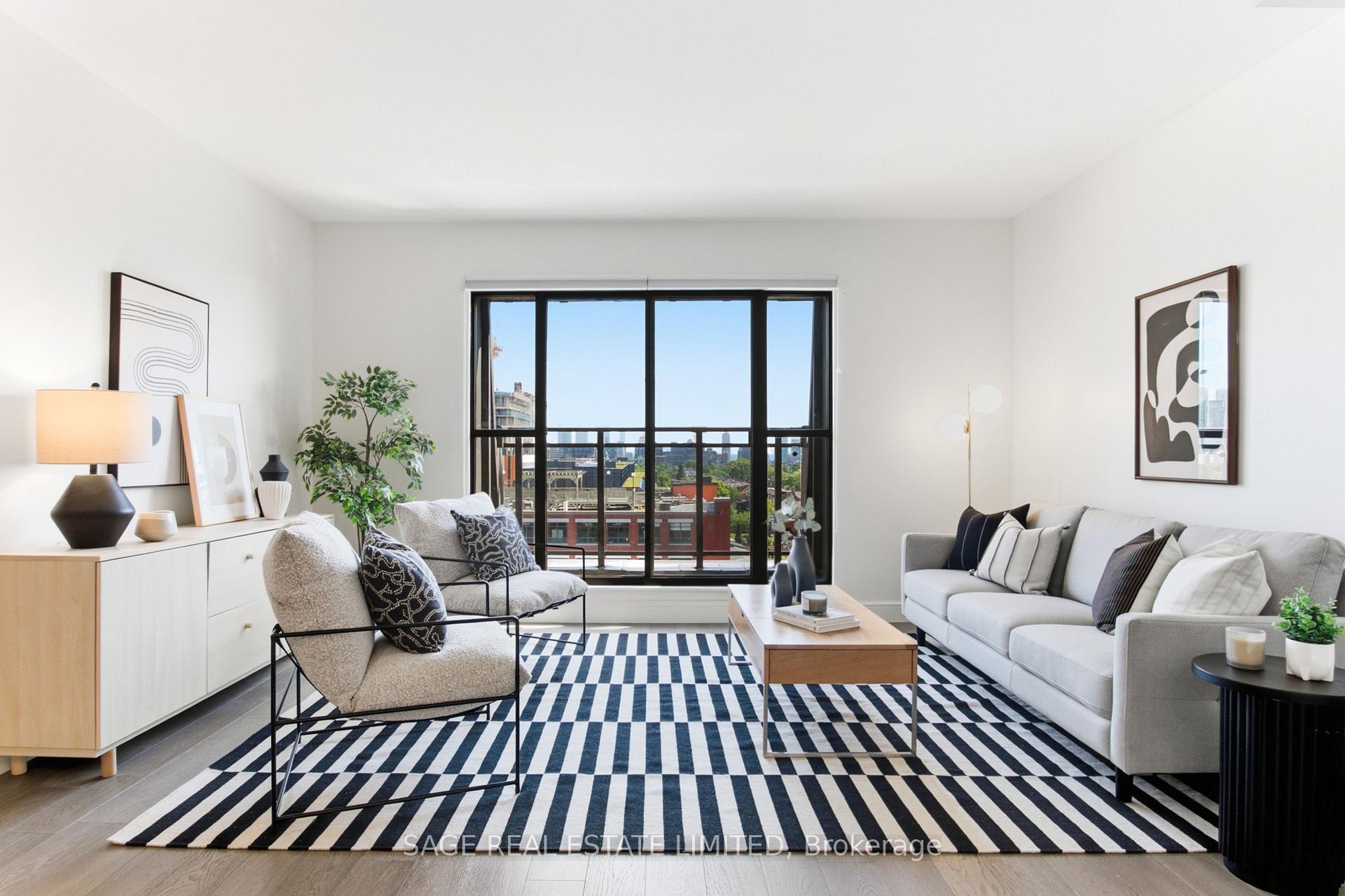Photo 4 of Unit 801, 456 College Street, Toronto, Palmerston-Little Italy — HOMEH