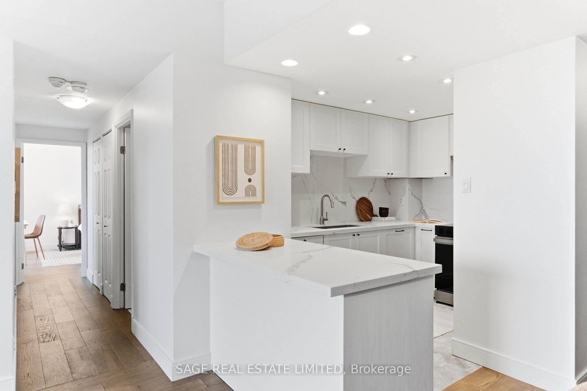 Photo 13 of Unit 801, 456 College Street, Toronto, Palmerston-Little Italy — HOMEH