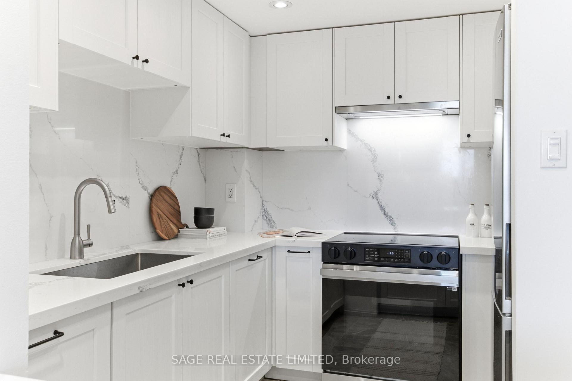 Photo 16 of Unit 801, 456 College Street, Toronto, Palmerston-Little Italy — HOMEH