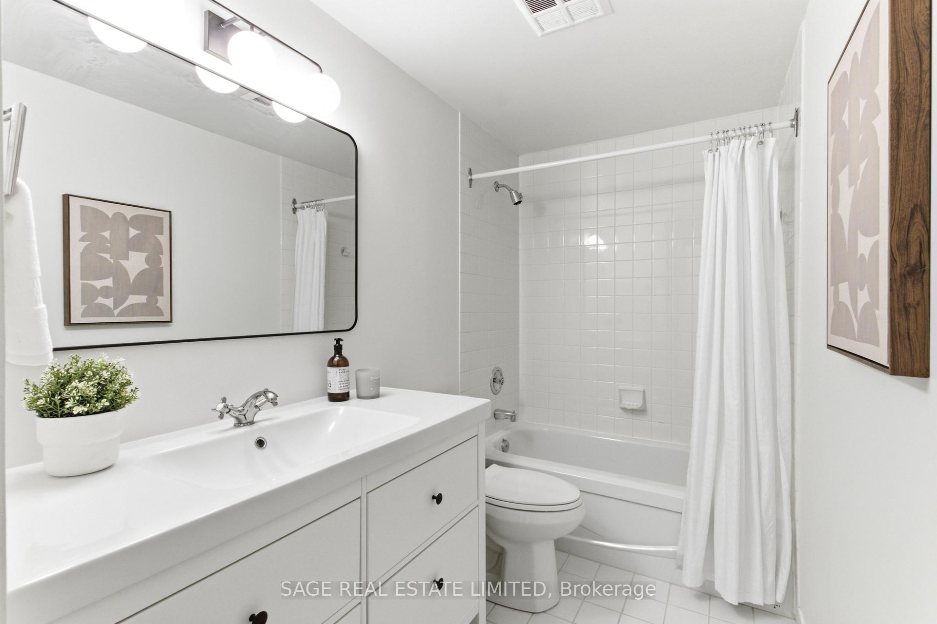 Photo 27 of Unit 801, 456 College Street, Toronto, Palmerston-Little Italy — HOMEH