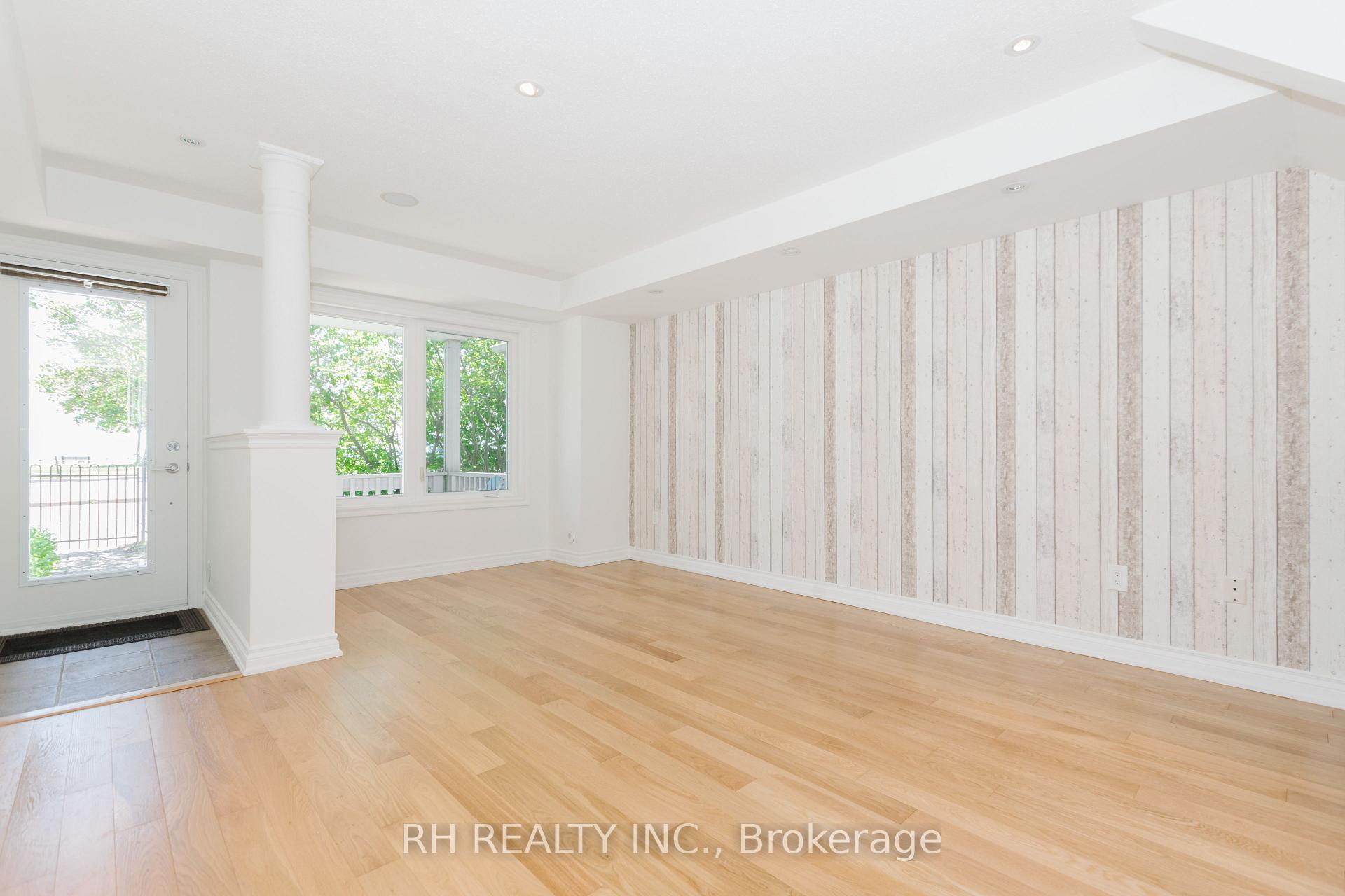 Photo 6 of 1820 Lake Shore Boulevard E, Toronto, The Beaches — HOMEH