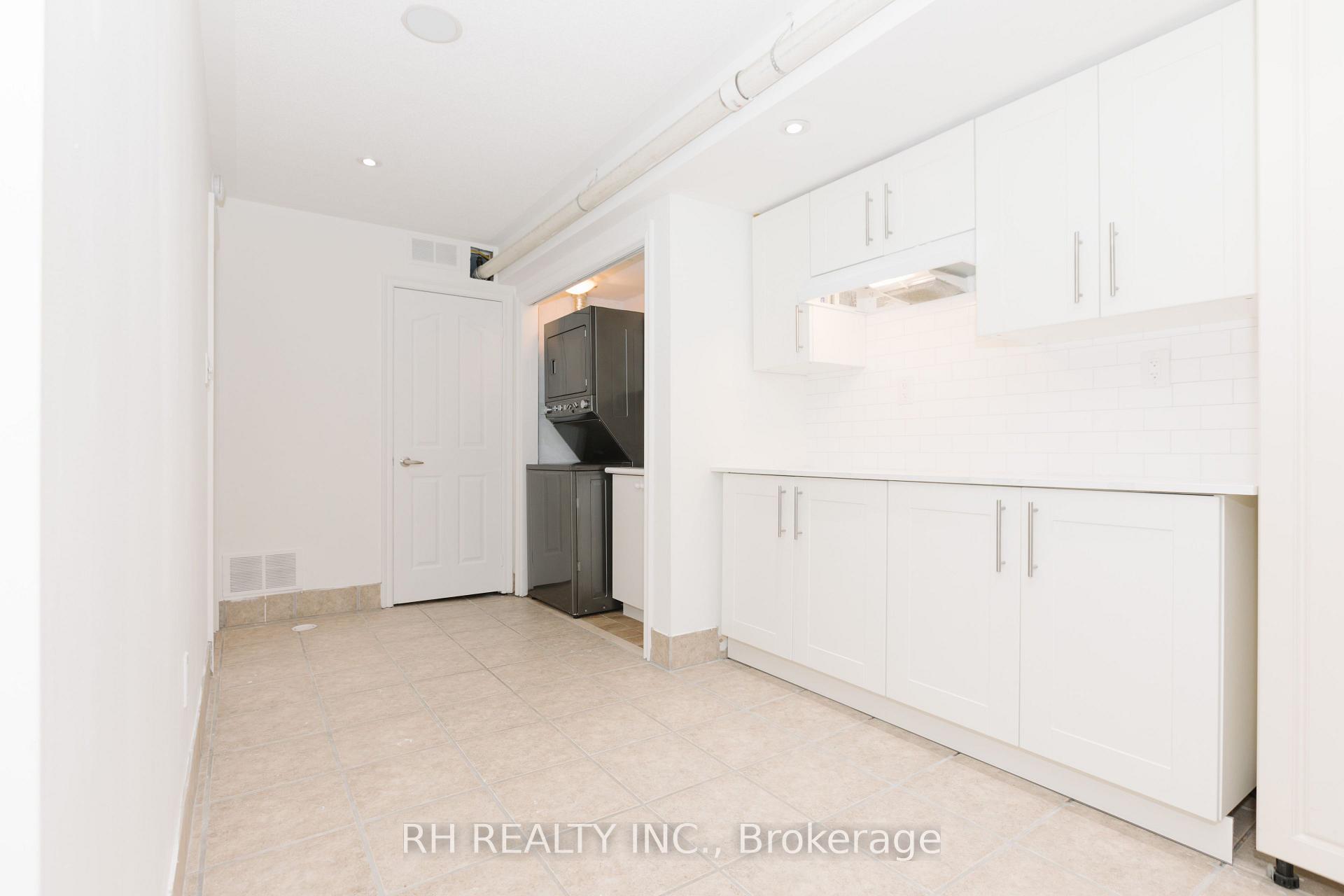 Photo 10 of 1820 Lake Shore Boulevard E, Toronto, The Beaches — HOMEH